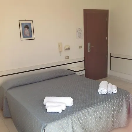 Hotel Domiziana 3*
